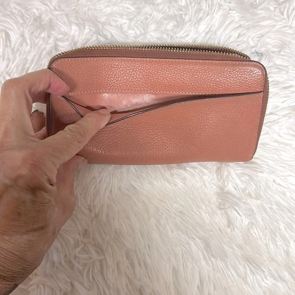 Coach Texture Accordion Zip Around Leather Wallet - Pink vintage - Picture 2 of 9